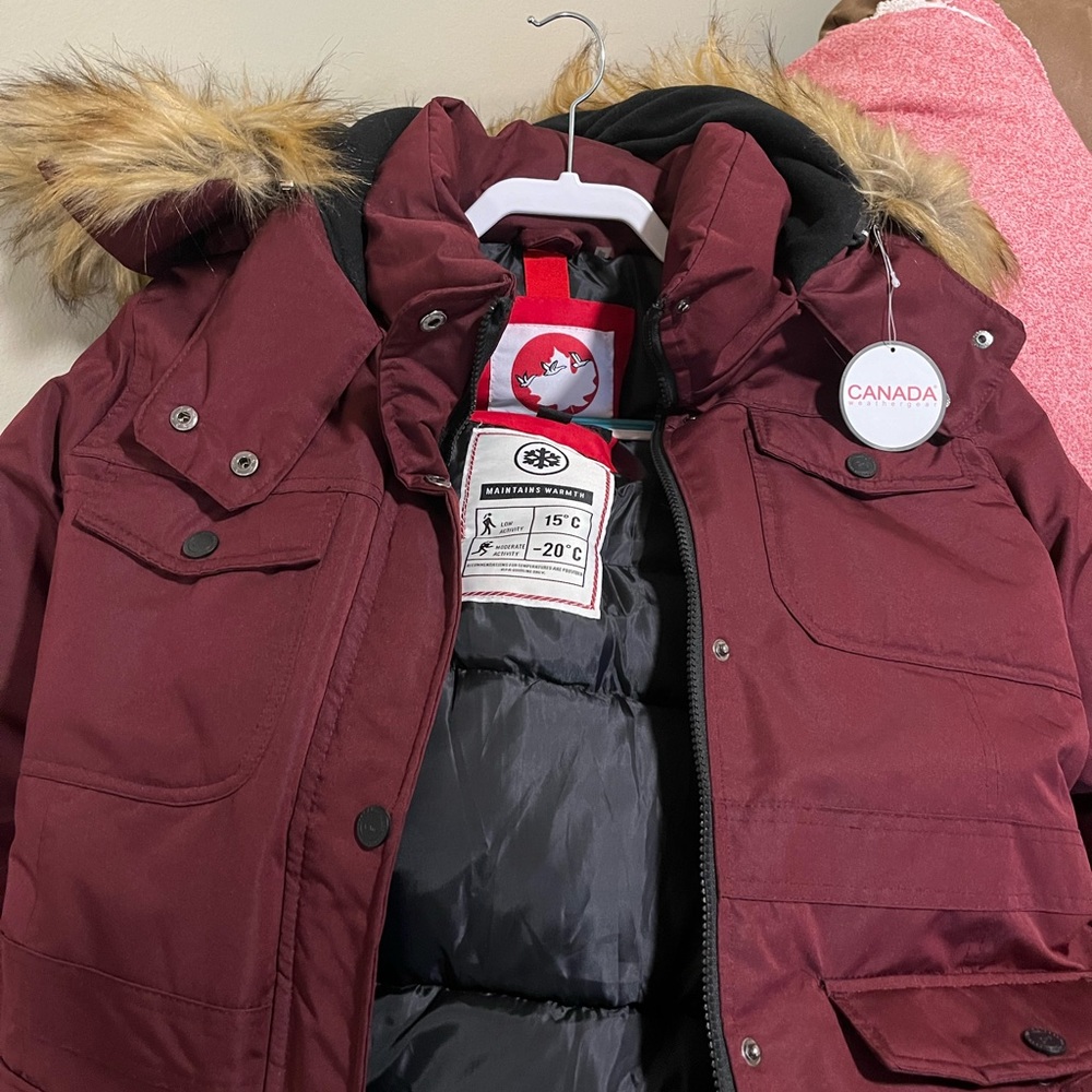 Canada Weather Gear Women’s Puffer Jacket with Faux Fur Removable trim